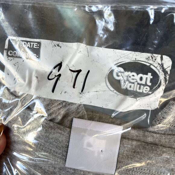 CAbi Gray Long Sleeve V-Neck Swing Tunic Top Style Comfy Tee - Size Small - Picture 6 of 6